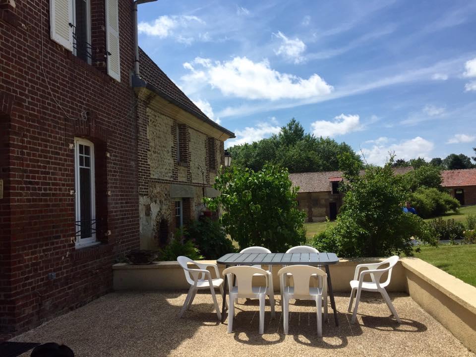 La Maison D'Amis Auneuil Exterior foto